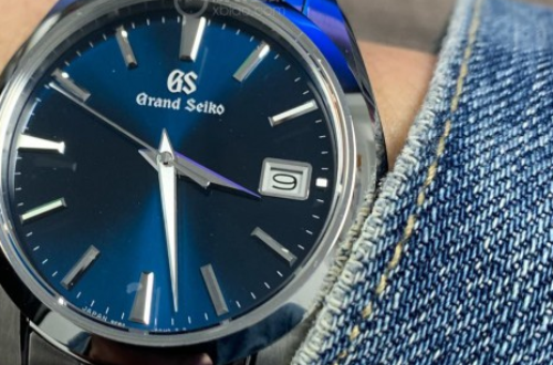 冠蓝狮冰蓝款手表在哪里可以购买到呢？