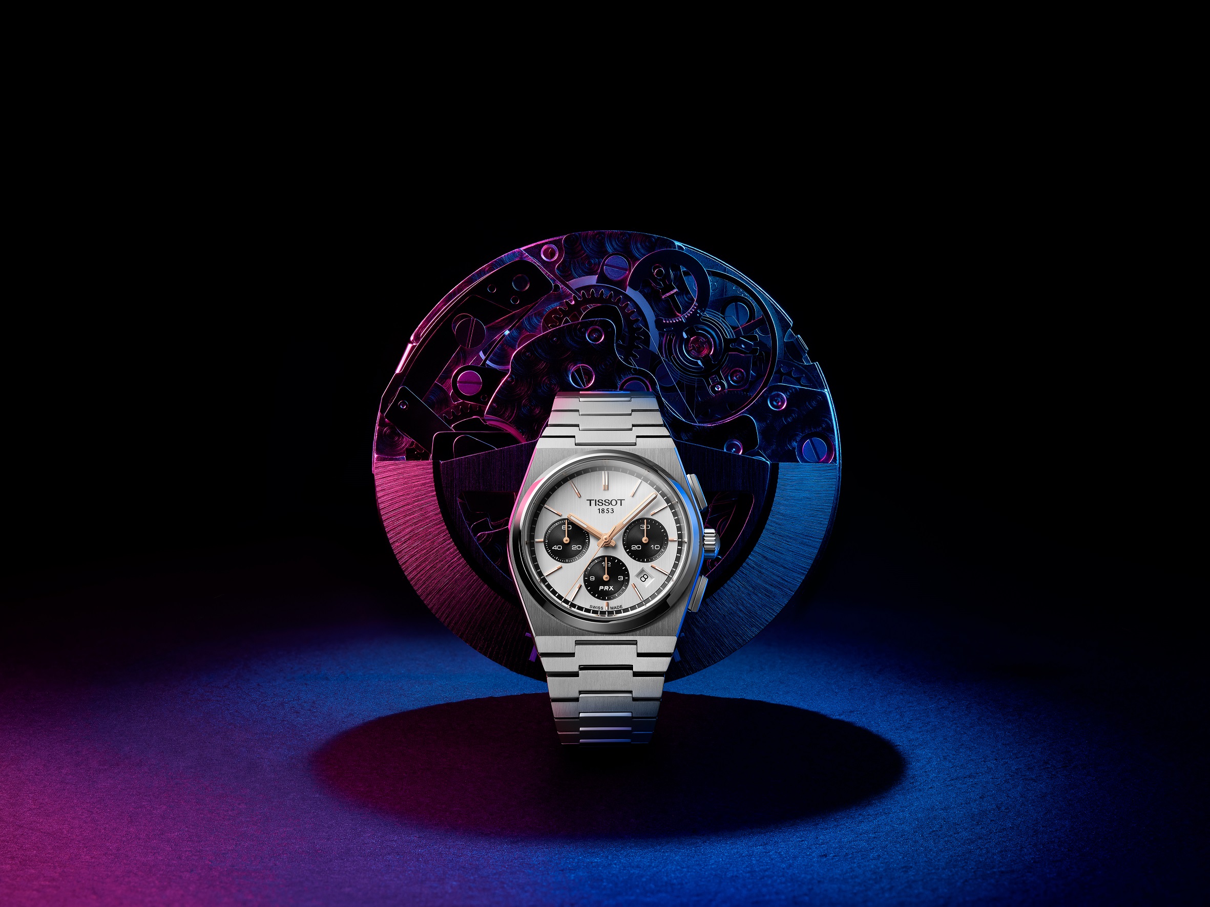 潮玩此刻 再现复古魅力 天梭超级玩家系列“熊猫盘”自动计时码表诠释新风格