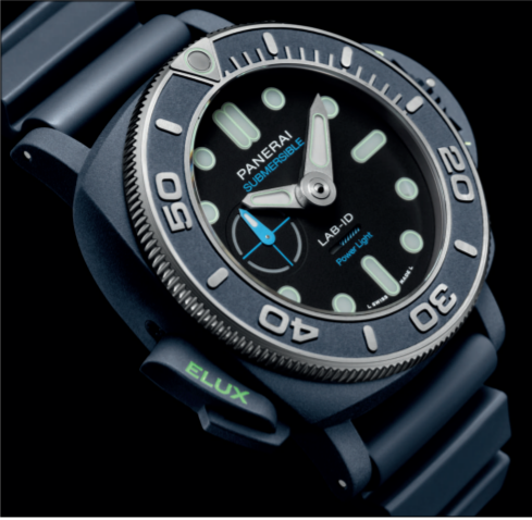 沛纳海全新呈现Submersible潜行系列 Elux LAB-ID腕表，缔造机械发光杰出创举