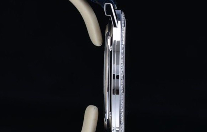 超薄典范——伯爵Altiplano六十周年限量版腕表
