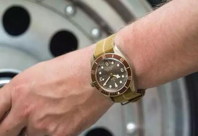 近年来号称小劳力士的帝舵手表哪几款热销