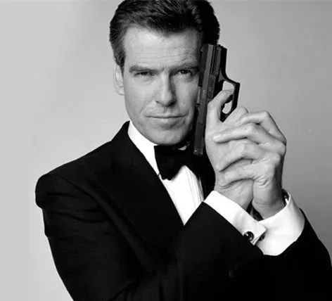 如今承包了007电影的同款欧米茄，一次让你看个够