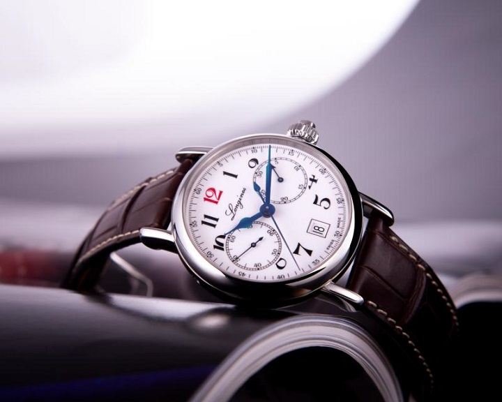 红12手表VS天梭手表，哪个你更喜欢~