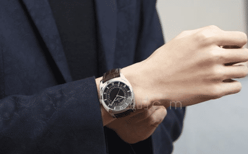 购买江诗丹顿腕表，哪一款比较好呢？
