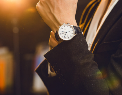 男士买什么牌子的手表比较好？