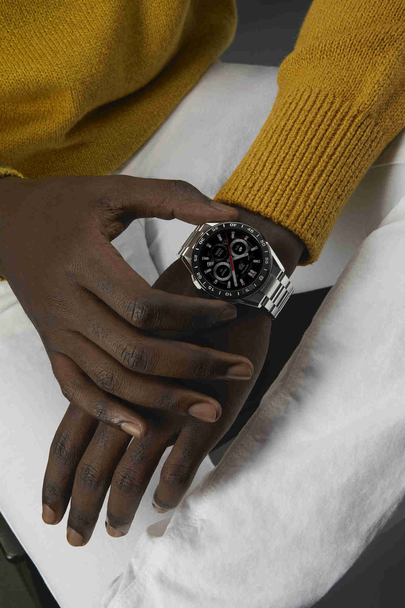 泰格豪雅推出，新一代奢华智能腕表