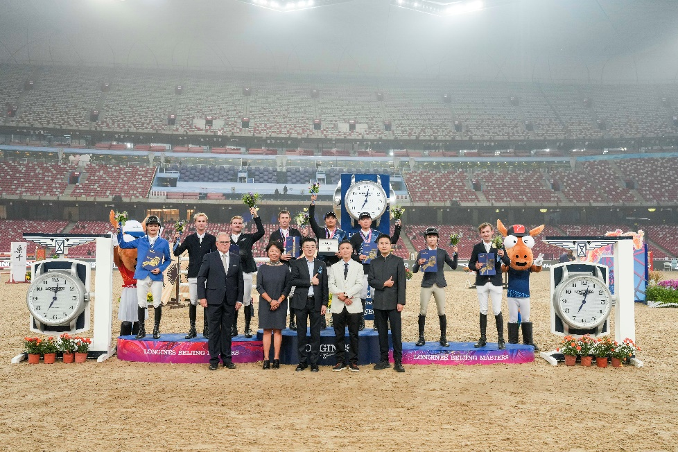 第十一届浪琴表北京国际马术大师赛优雅上演 璀璨星光闪耀鸟巢，精准时计见证腾跃时刻
